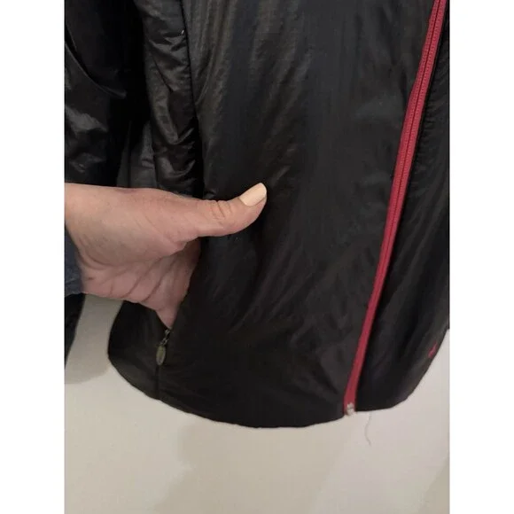 Marmot Womens Puffer Jacket Black Sz M Quilted Hooded Ski Outdoors Winter - Picture 2 of 8